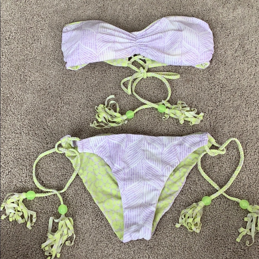 Victoria’s Secret reversible bikini